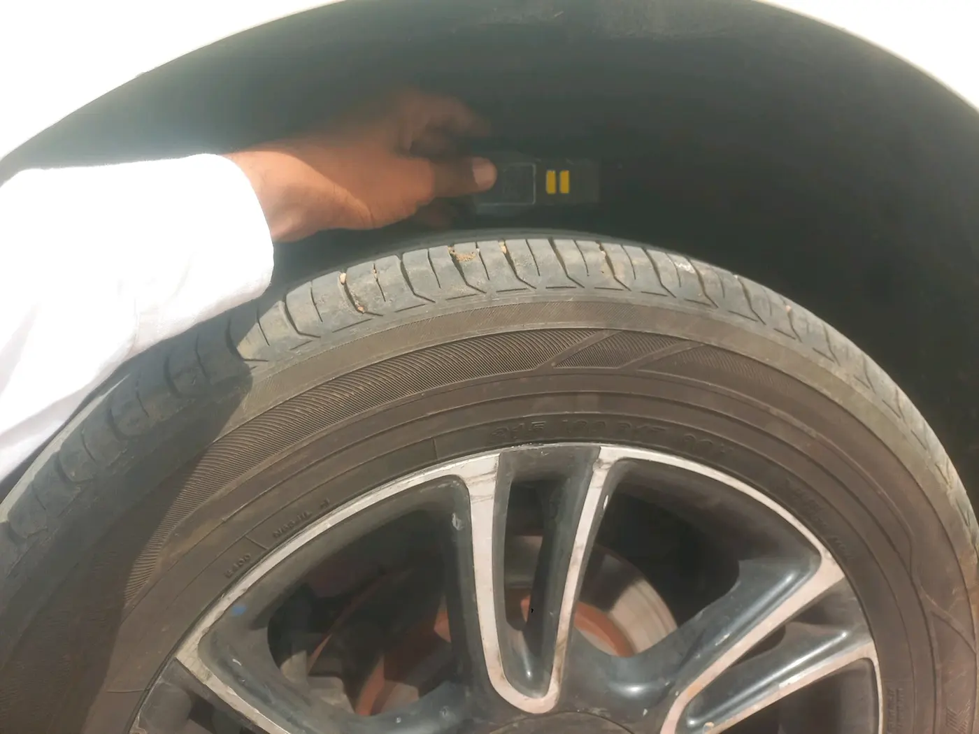 2020 Mahindra MARAZZO M 6 + 7 STR, Diesel, Manual, 2,33,453 km, tyre
