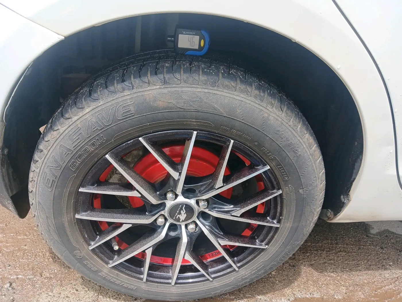 2012 Maruti Swift VDI, Diesel, Manual, 1,91,512 km, tyre