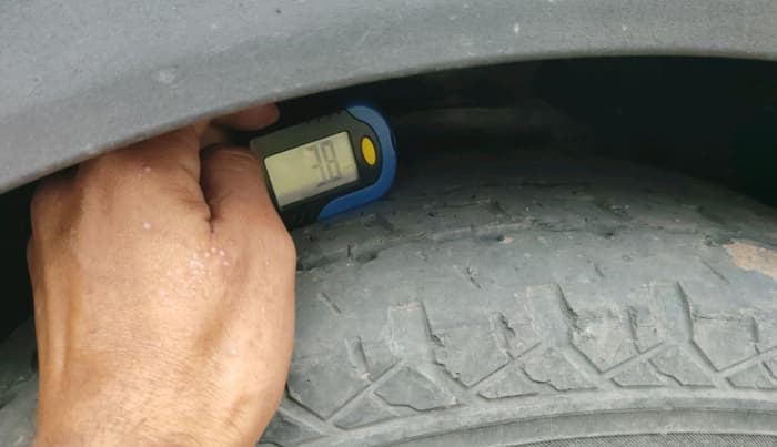 2022 Mahindra XUV700 AX 7 D AT 7 STR, Diesel, Automatic, 72,788 km, tyre