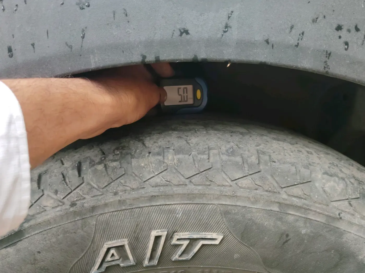 2022 Mahindra XUV700 AX 7 D AT 7 STR, Diesel, Automatic, 72,788 km, tyre