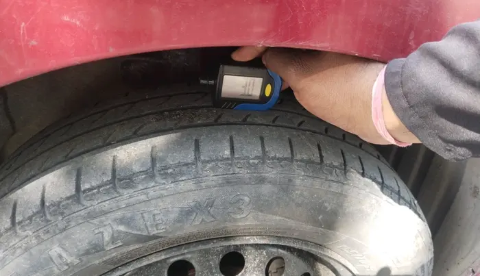 2018 Maruti Celerio VXI CNG, CNG, Manual, 1,38,184 km, tyre