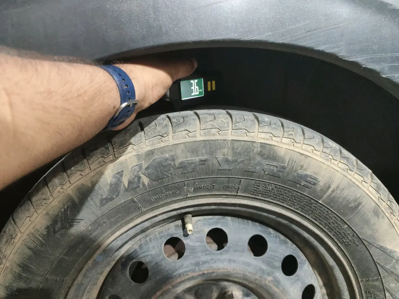 2019 Maruti XL6 ZETA MT, Petrol, Manual, 1,21,714 km, tyre