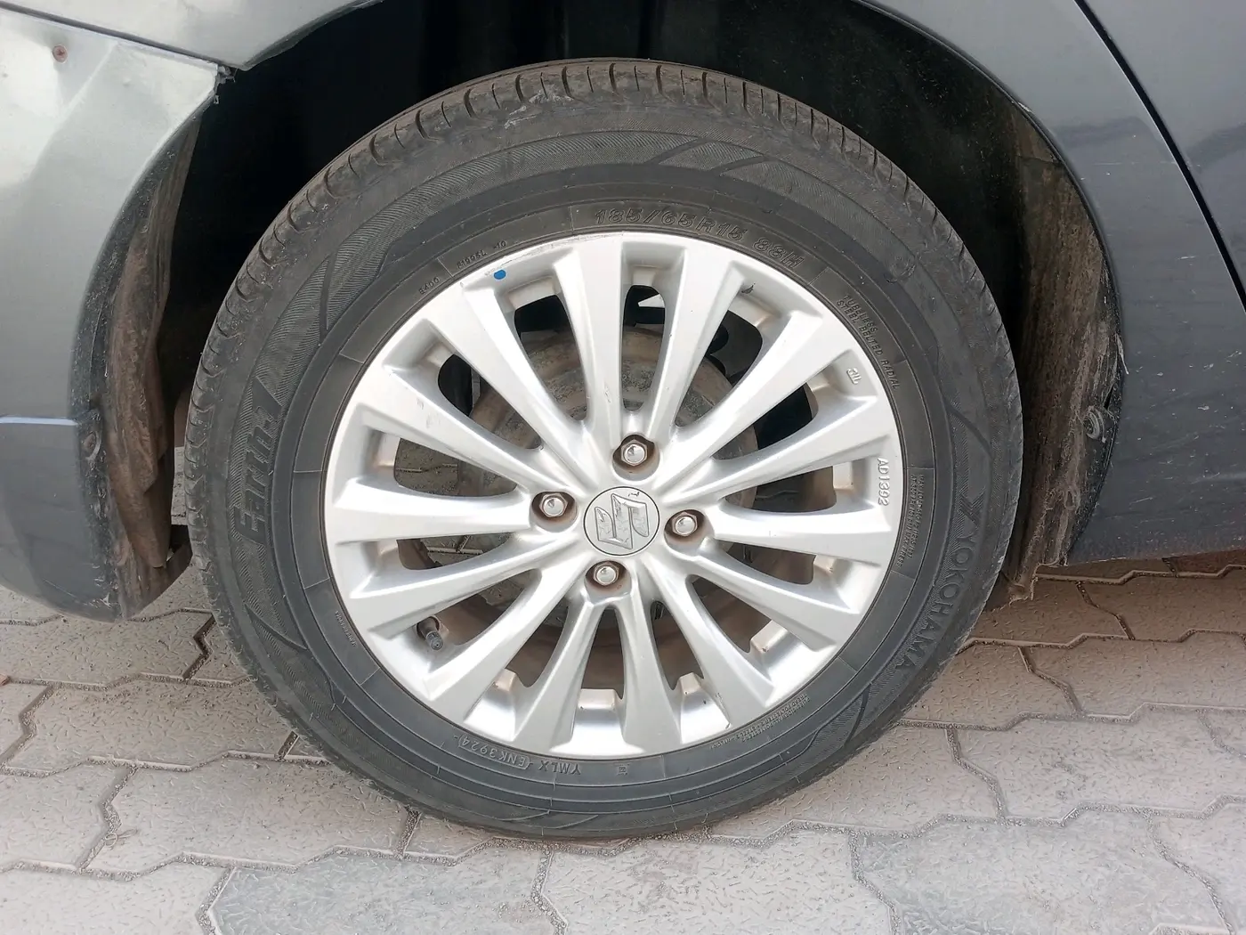 2022 Maruti Ciaz ZETA 1.5 SHVS MT PETROL, CNG, Manual, 82,110 km, tyre