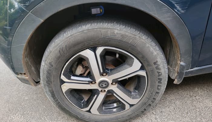 2021 Tata NEXON EV XZ PLUS, Electric, Automatic, 1,24,038 km, tyre