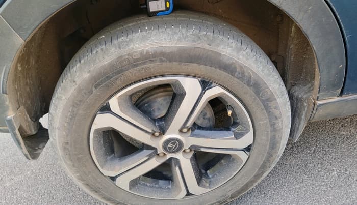 2021 Tata NEXON EV XZ PLUS, Electric, Automatic, 1,24,038 km, tyre