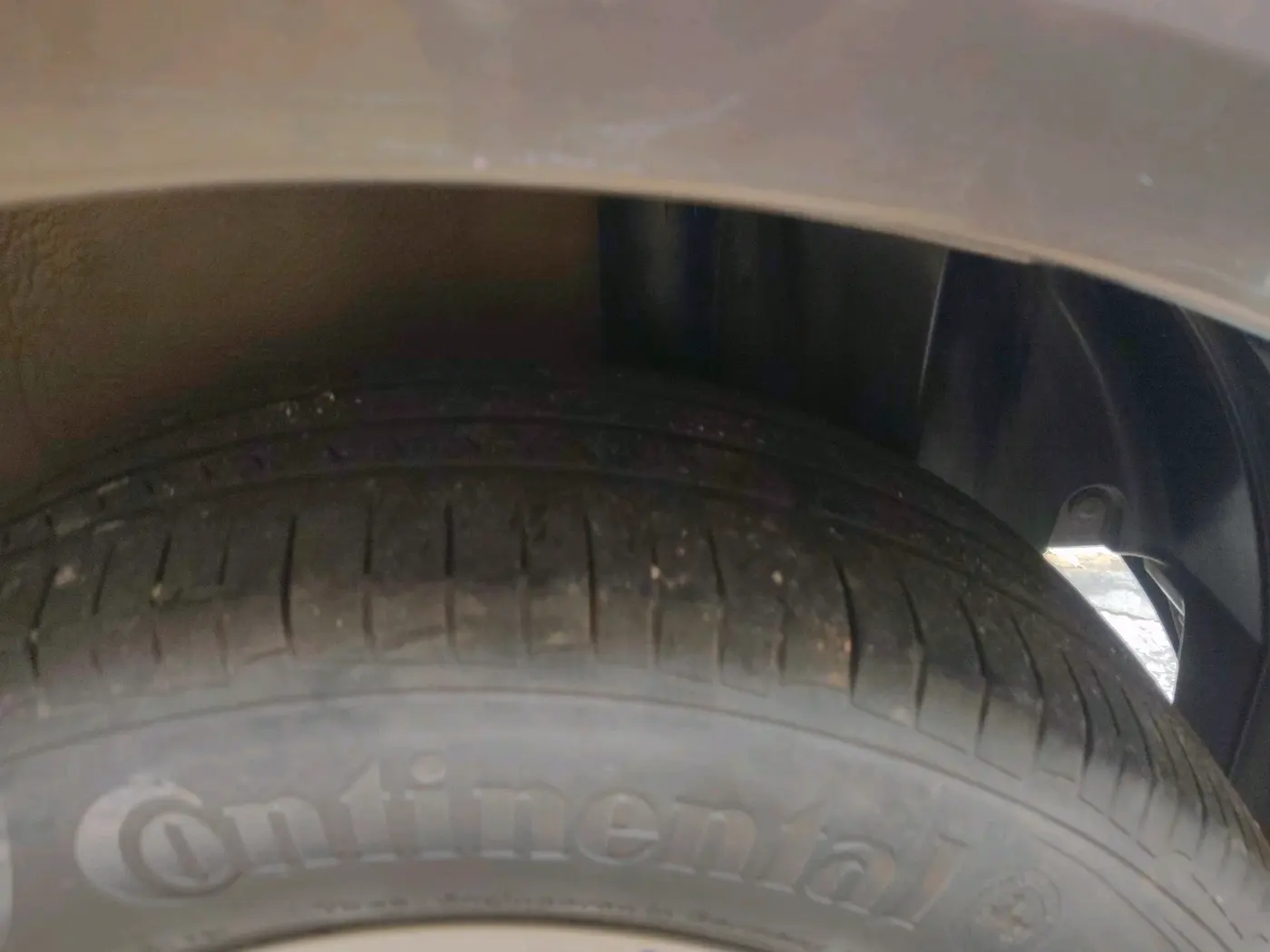 2015 Maruti Ritz ZXI, Petrol, Manual, 67,642 km, tyre