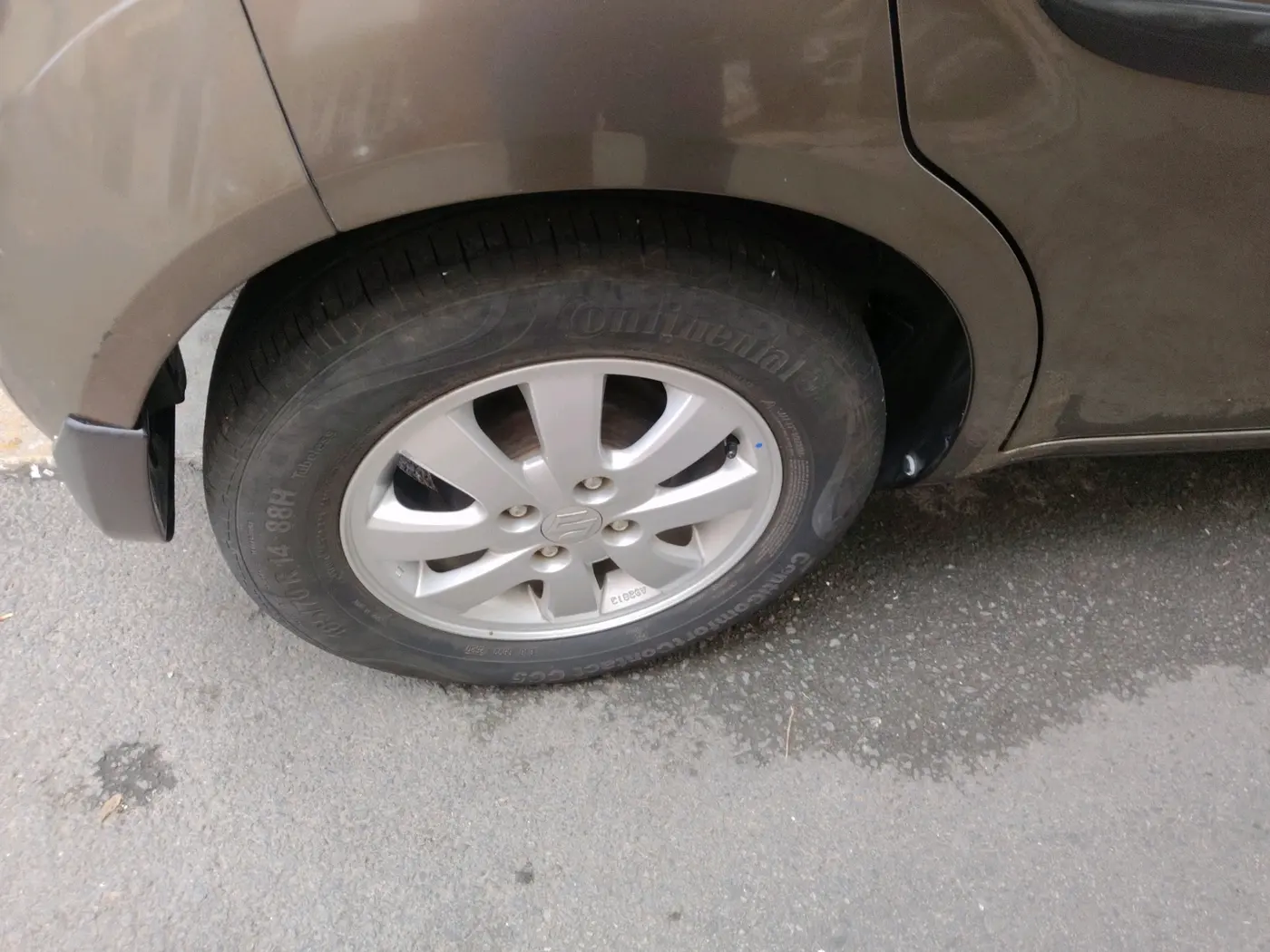 2015 Maruti Ritz ZXI, Petrol, Manual, 67,642 km, tyre