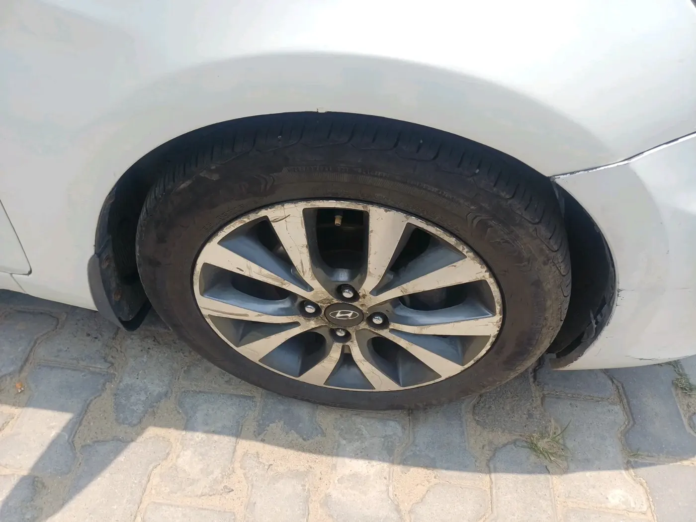 2011 Hyundai Verna FLUIDIC 1.6 VTVT SX, CNG, Manual, 96,520 km, tyre