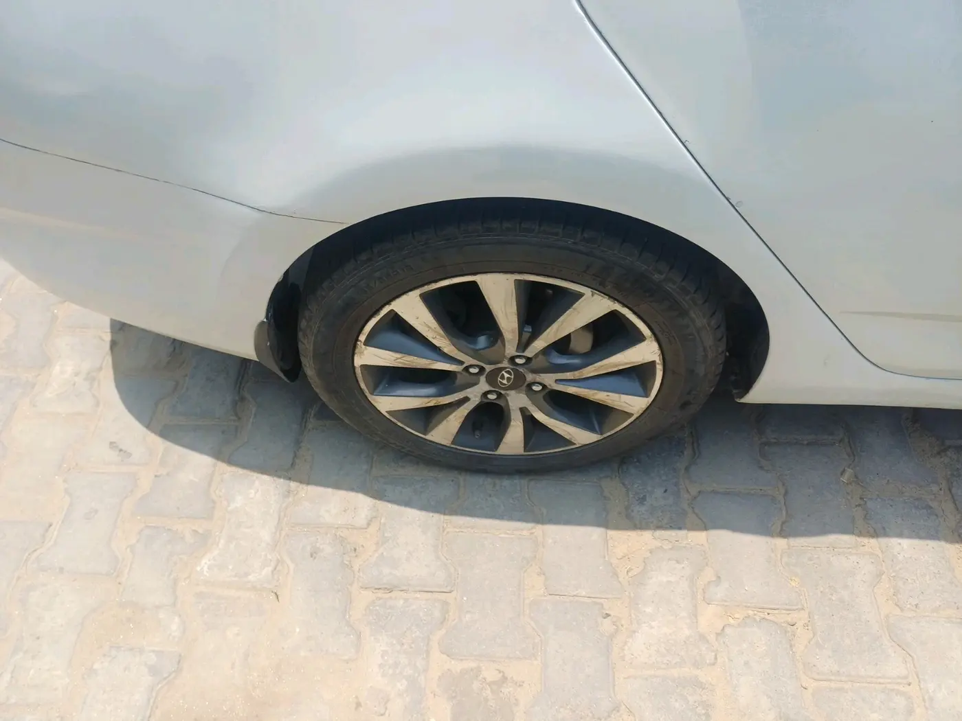 2011 Hyundai Verna FLUIDIC 1.6 VTVT SX, CNG, Manual, 96,520 km, tyre