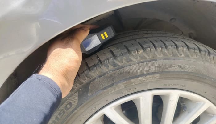 2021 Maruti Dzire ZXI, Petrol, Manual, 70,916 km, tyre