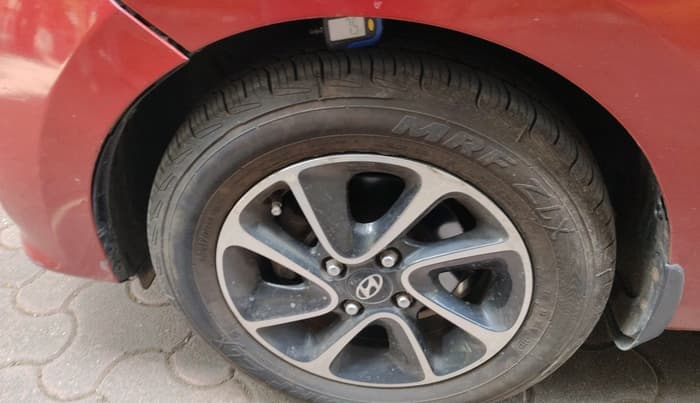 2018 Hyundai Grand i10 SPORTZ AT 1.2 KAPPA VTVT, CNG, Automatic, 33,966 km, tyre