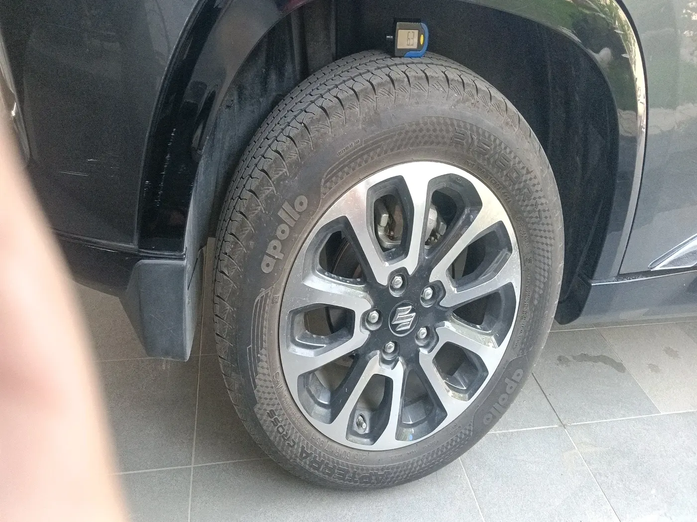 2024 Maruti Grand Vitara ALPHA PLUS HYBRID ECVT, Hybrid, Automatic, 17,055 km, tyre