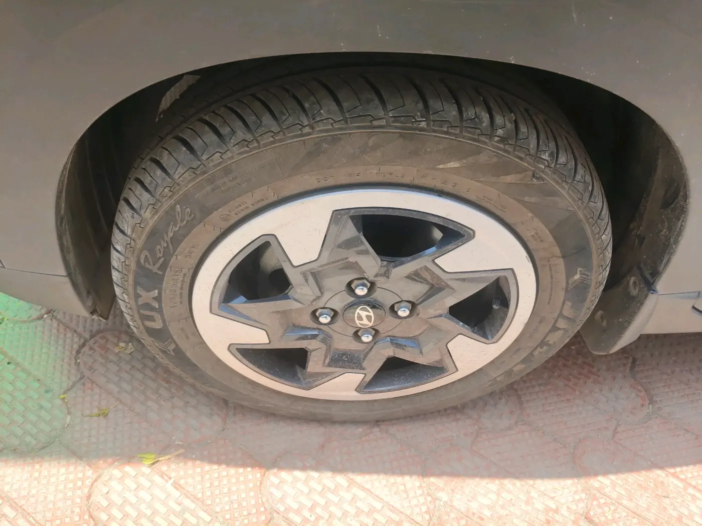 2023 Hyundai EXTER SX 1.2 MT, Petrol, Manual, 11,497 km, tyre