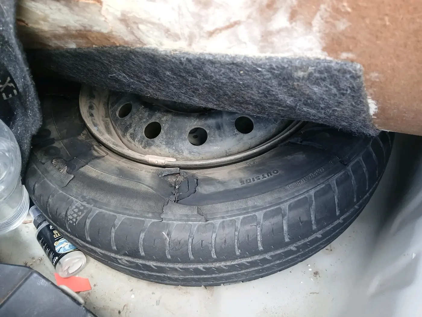 2022 Maruti Dzire VXI, Petrol, Manual, 29,847 km, tyre