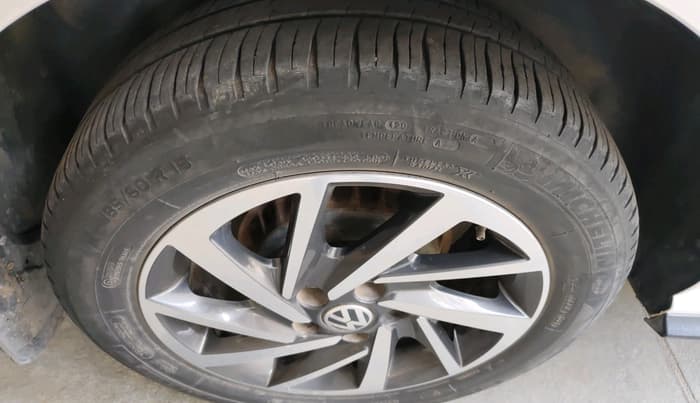 2021 Volkswagen Polo COMFORTLINE 1.0L TSI AT, Petrol, Automatic, 88,017 km, tyre