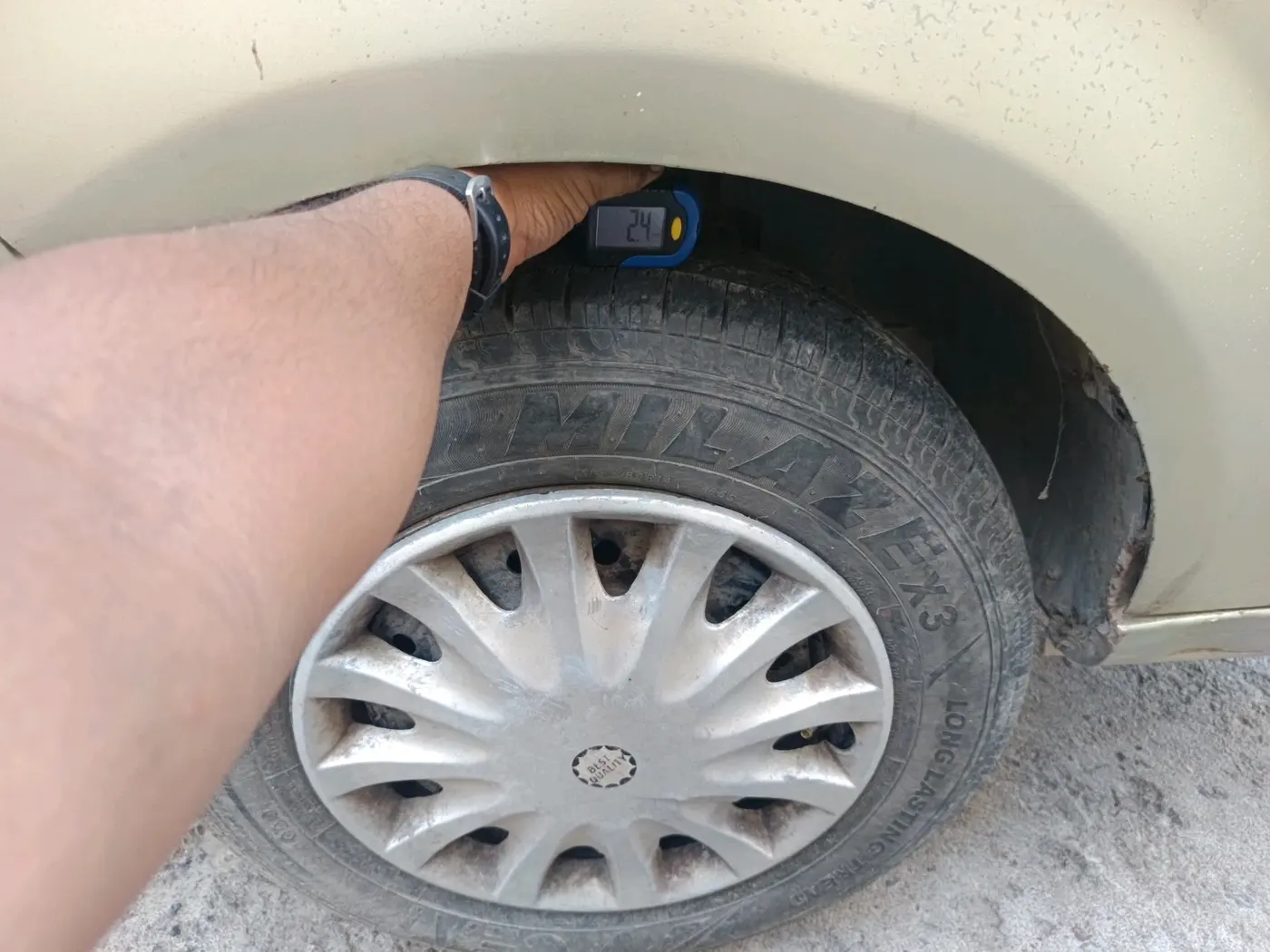 2012 Tata Venture EX 8 STR, Diesel, Manual, 89,347 km, tyre