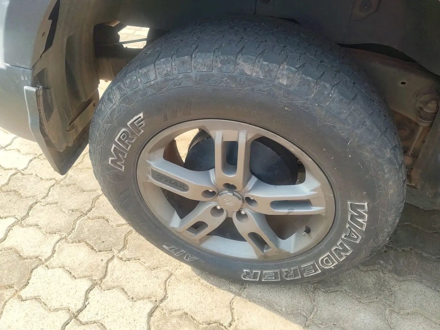 2022 Mahindra Thar LX PETROL HT 4WD AT, Petrol, Automatic, 39,516 km, tyre