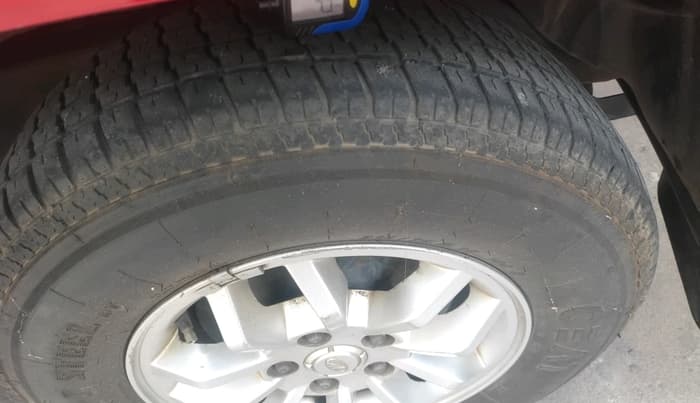 2017 Mahindra TUV300 T8, Diesel, Manual, 47,743 km, tyre