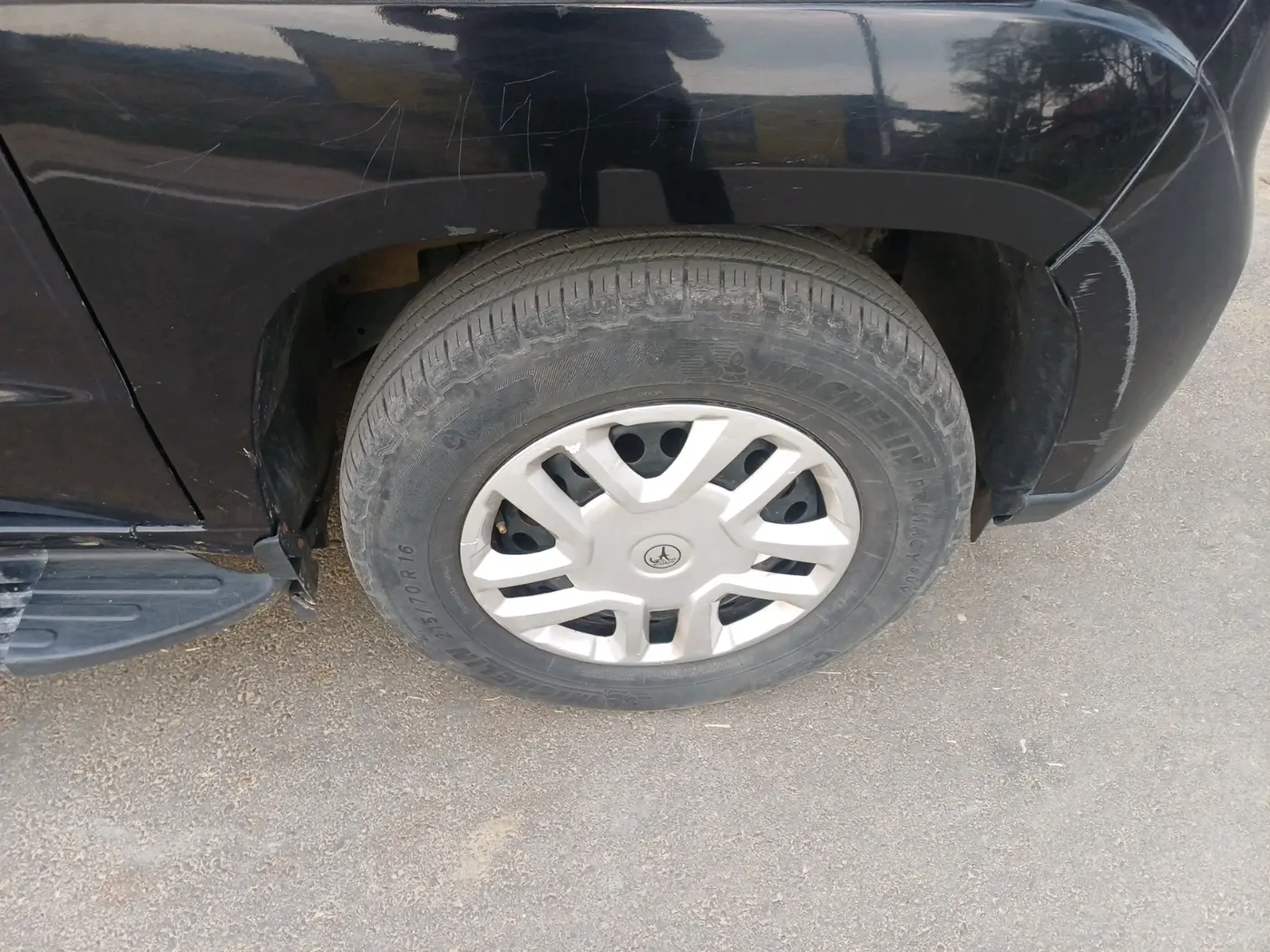 2023 Mahindra BOLERO NEO N 4, Diesel, Manual, 71,234 km, tyre