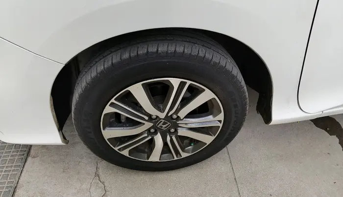 2019 Honda City 1.5L I-VTEC V MT, Petrol, Manual, 20,361 km, tyre