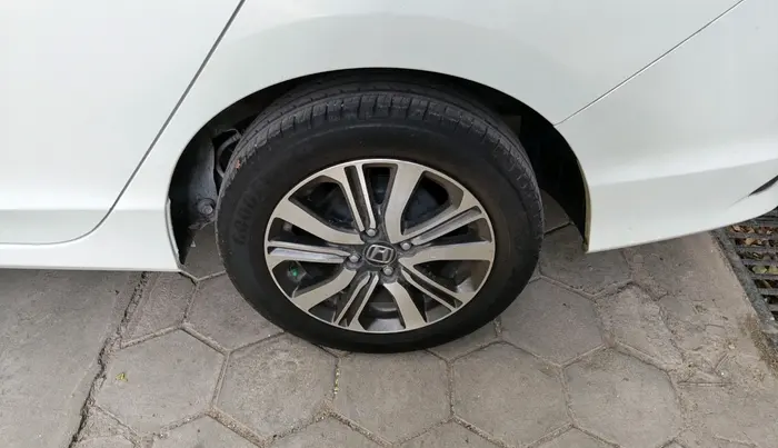 2019 Honda City 1.5L I-VTEC V MT, Petrol, Manual, 20,361 km, tyre