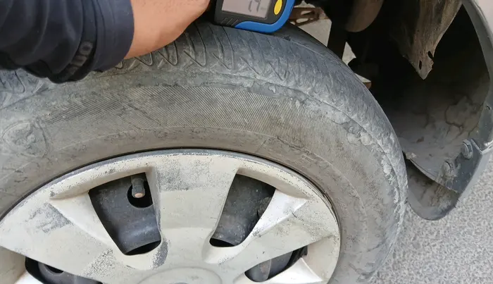 2014 Maruti Wagon R 1.0 LXI CNG, CNG, Manual, 95,535 km, tyre