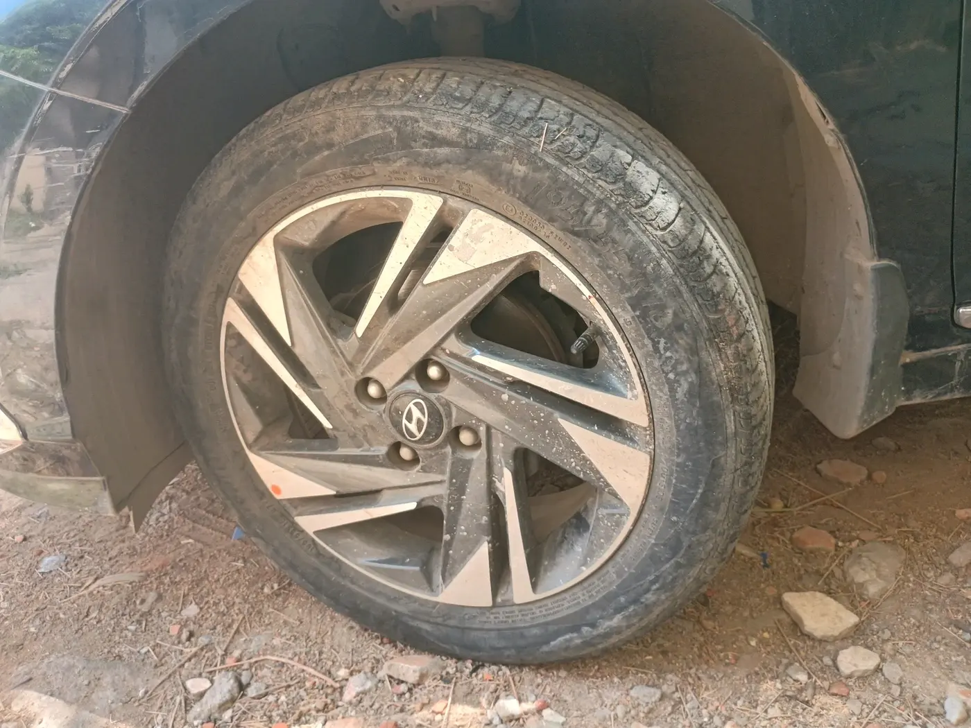 2022 Hyundai NEW I20 ASTA 1.2 MT, Petrol, Manual, 54,896 km, tyre