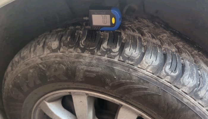 2018 Mahindra XUV500 W10 AT, Diesel, Automatic, 73,995 km, tyre