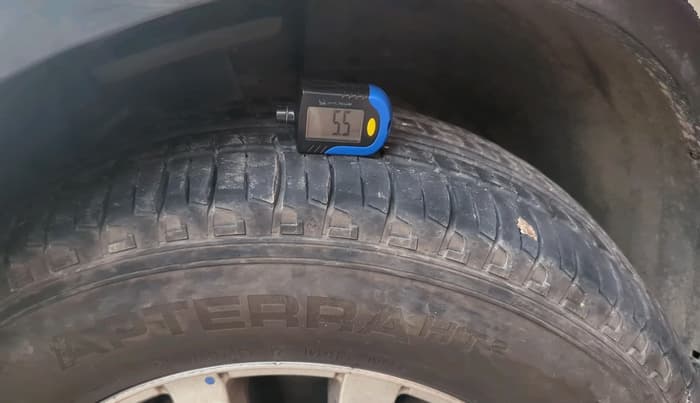 2018 Mahindra XUV500 W10 AT, Diesel, Automatic, 73,995 km, tyre
