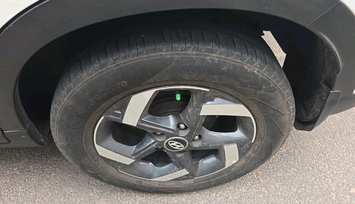 2019 Hyundai VENUE SX 1.0 (O) TURBO, Petrol, Manual, 69,030 km, tyre