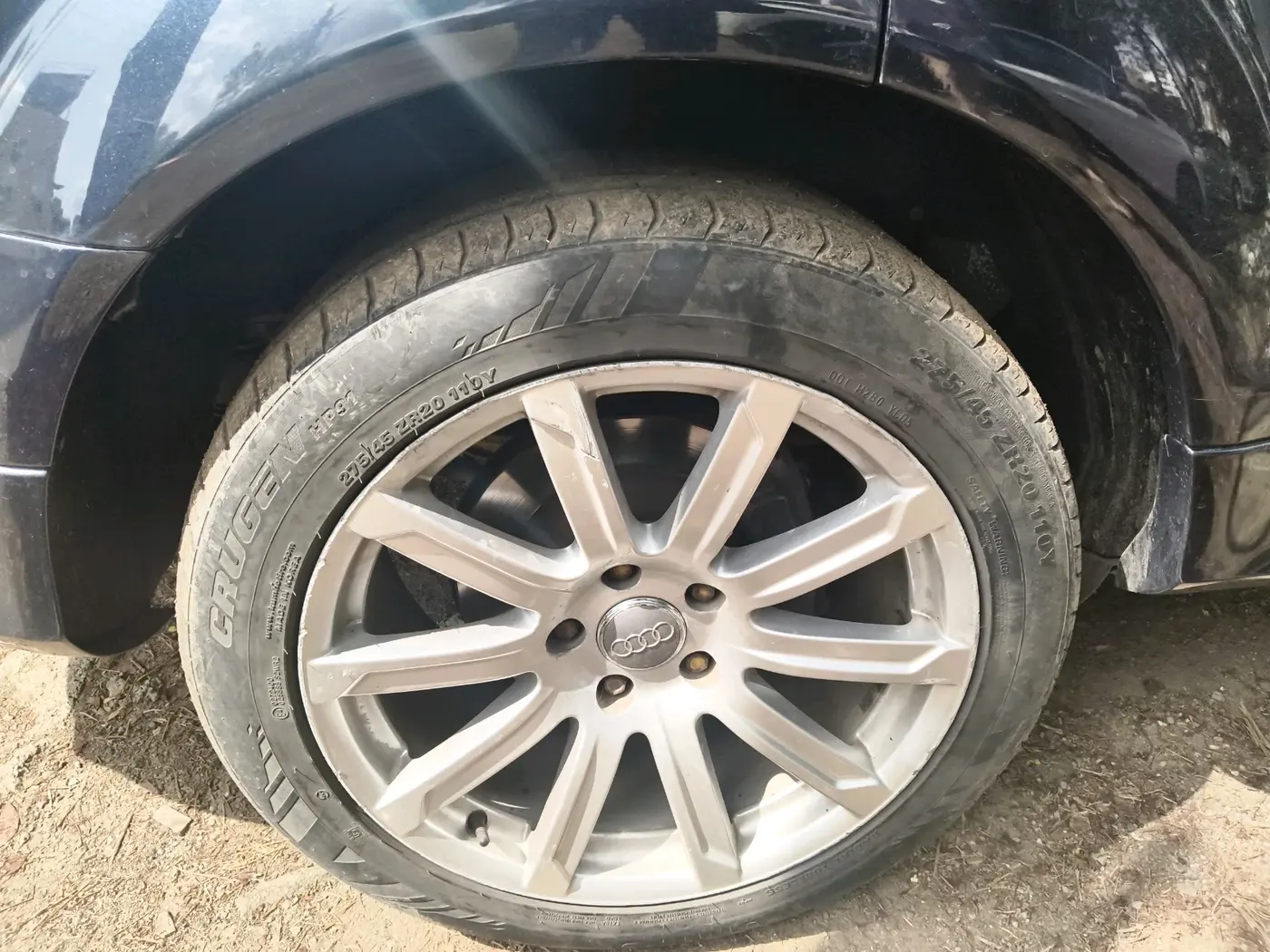 2014 Audi Q7 3.0 TDI PREMIUM PLUS, Diesel, Automatic, 1,47,000 km, tyre