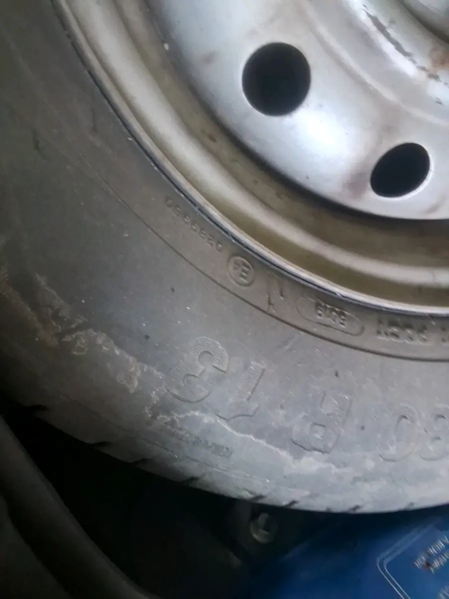 2013 Maruti Wagon R 1.0 LXI CNG, CNG, Manual, 1,47,070 km, tyre