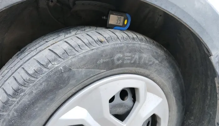 2019 Hyundai Creta E PLUS 1.6 PETROL, Petrol, Manual, 83,373 km, tyre