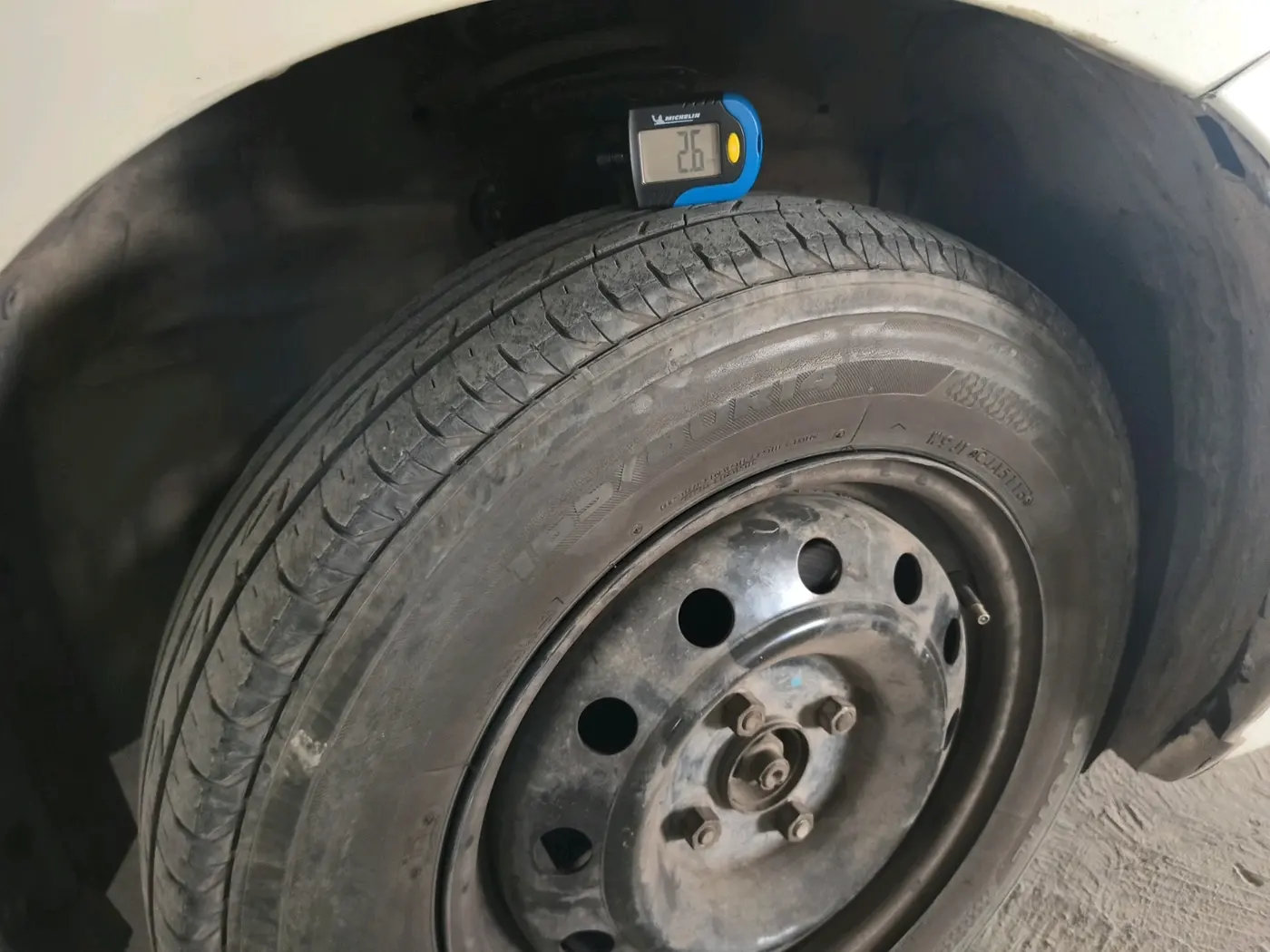 2012 Maruti Swift Dzire VDI, Diesel, Manual, 91,235 km, tyre