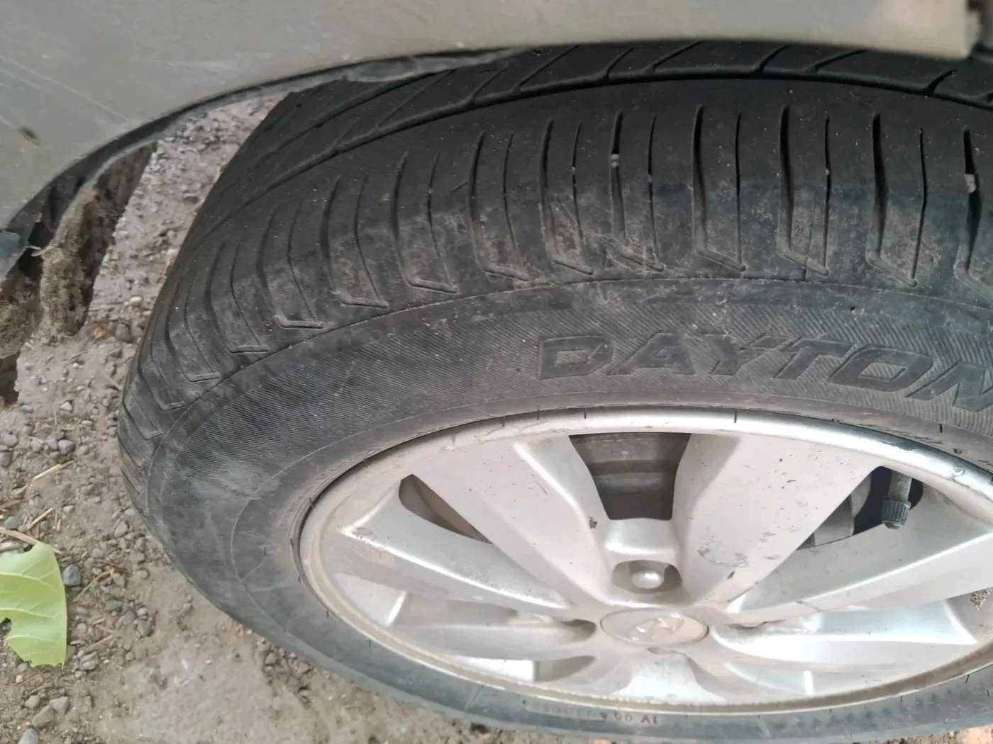 2012 Hyundai i20 SPORTZ 1.2, Petrol, Manual, 88,701 km, tyre