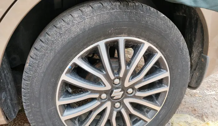 2018 Maruti Dzire ZXI PLUS, Petrol, Manual, 68,690 km, tyre