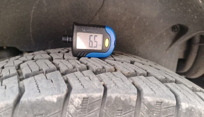 2025 Mahindra Thar Roxx AX7 L Diesel AT 2WD, Diesel, Automatic, 14,338 km, tyre