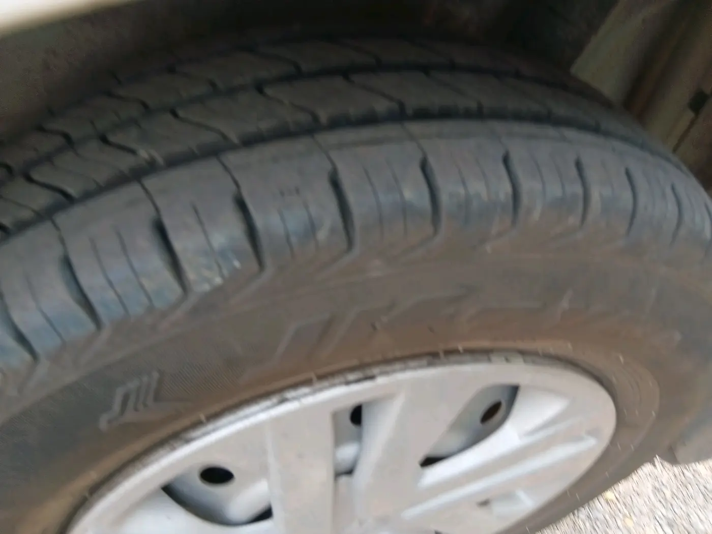 2020 Maruti New Wagon-R LXI CNG (O) 1.0, CNG, Manual, 1,35,767 km, tyre