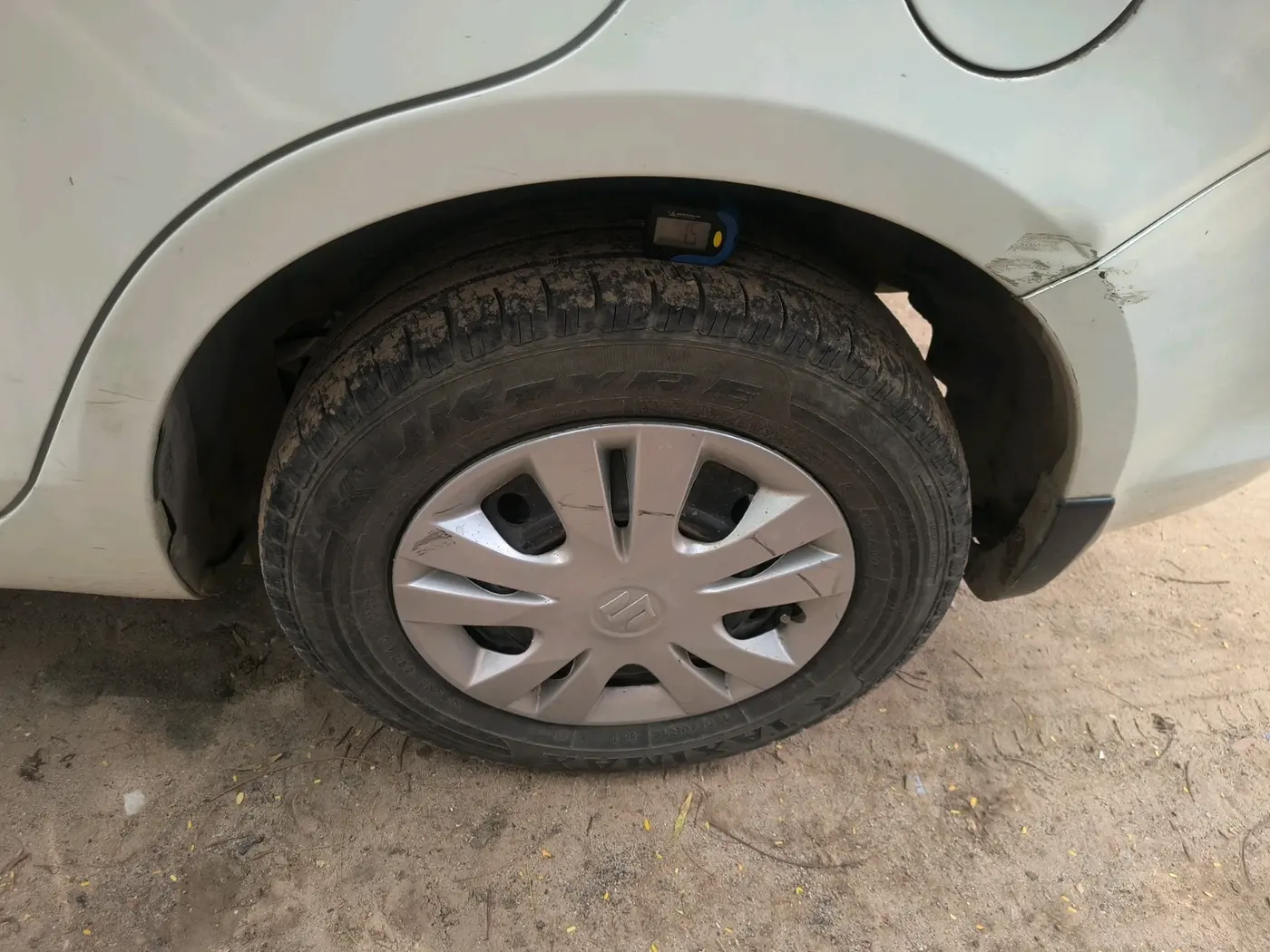 2013 Maruti Swift Dzire VDI, Diesel, Manual, 2,28,702 km, tyre