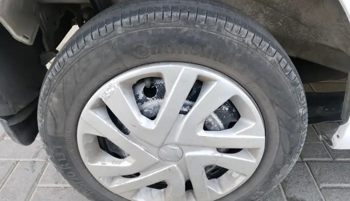 2015 Maruti Wagon R 1.0 LXI CNG, CNG, Manual, 85,797 km, tyre