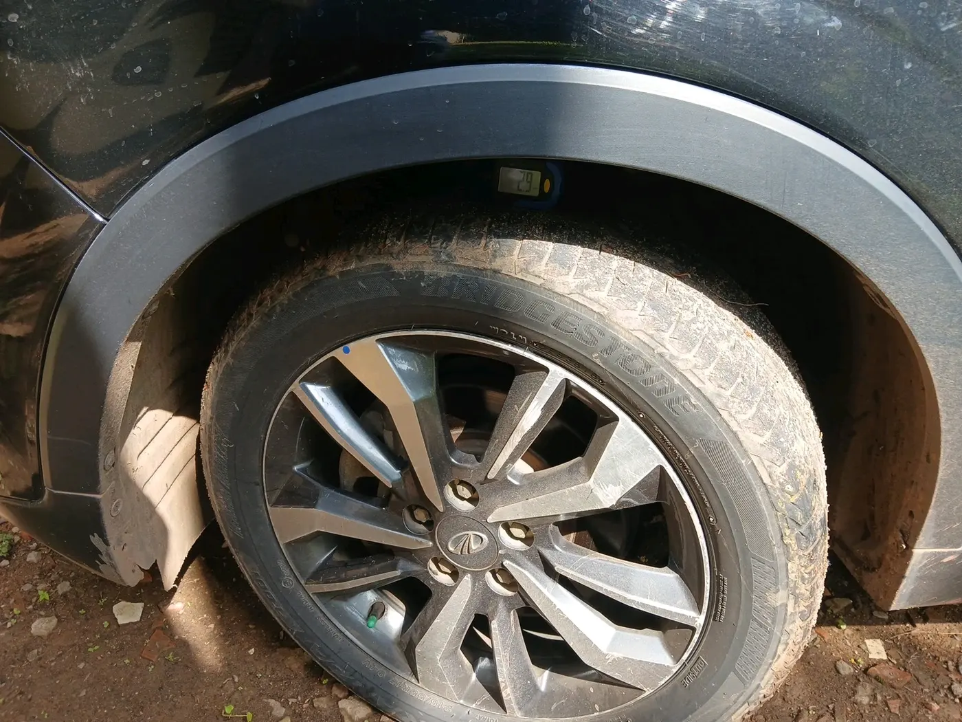 2021 Mahindra XUV300 W8 (O) 1.2 PETROL, Petrol, Manual, 46,641 km, tyre