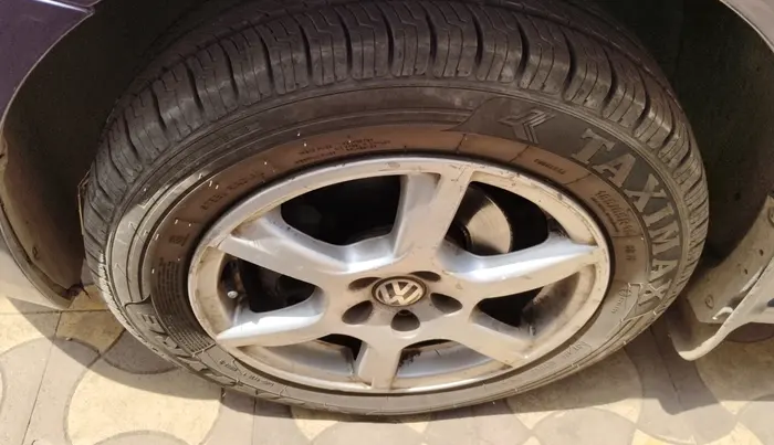 2013 Volkswagen Vento HIGHLINE DIESEL 1.6, Diesel, Manual, 96,689 km, tyre