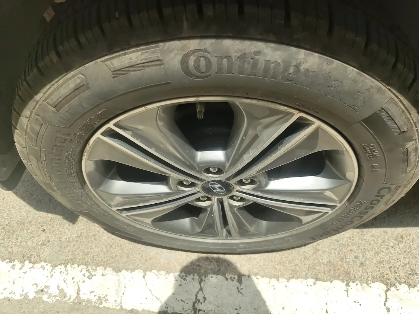 2016 Hyundai Creta SX (O) 1.6 DIESEL, Diesel, Manual, 2,80,837 km, tyre