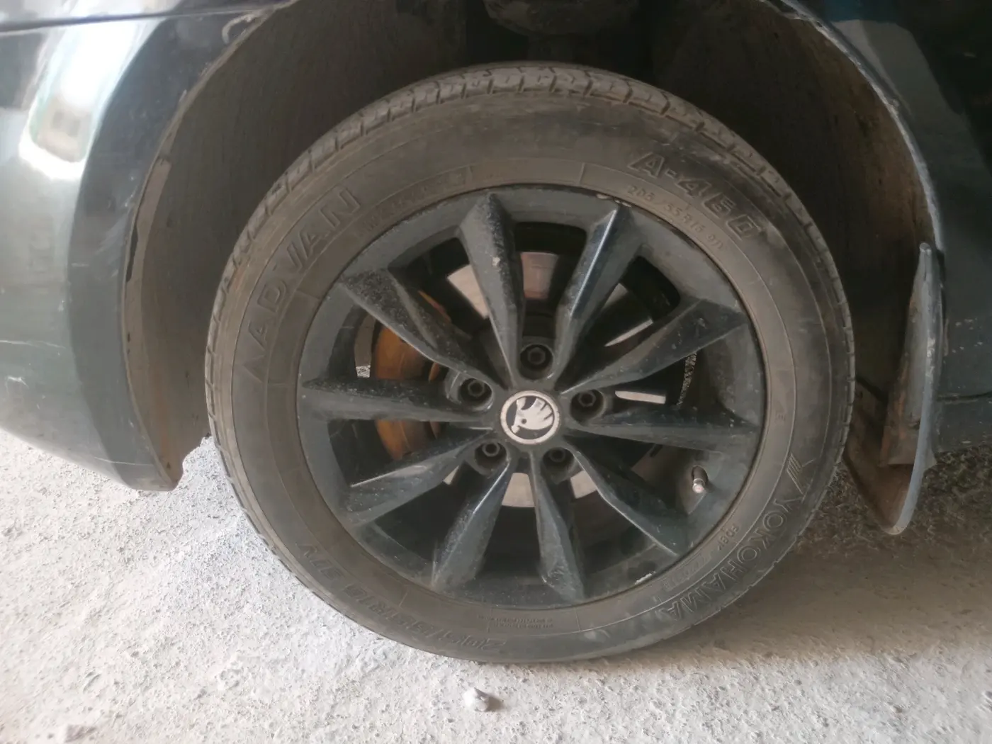 2015 Skoda Octavia ELEGANCE 2.0 TDI AT, Diesel, Automatic, 70,166 km, tyre