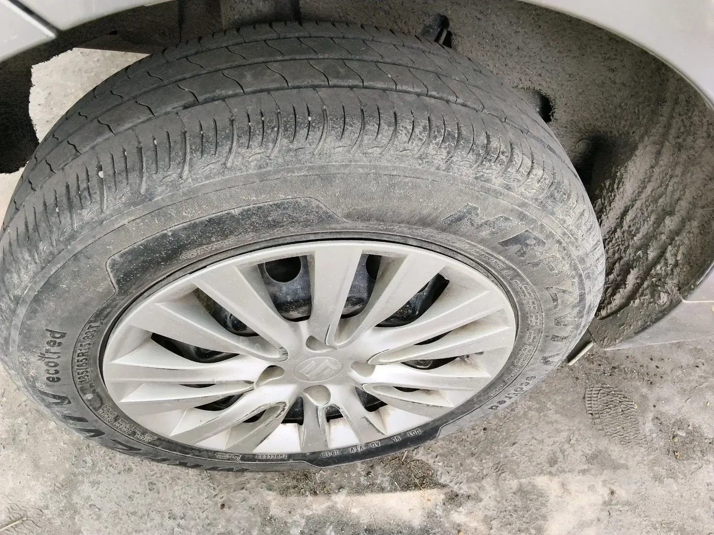 2019 Maruti Baleno DELTA PETROL 1.2, Petrol, Manual, 27,892 km, tyre