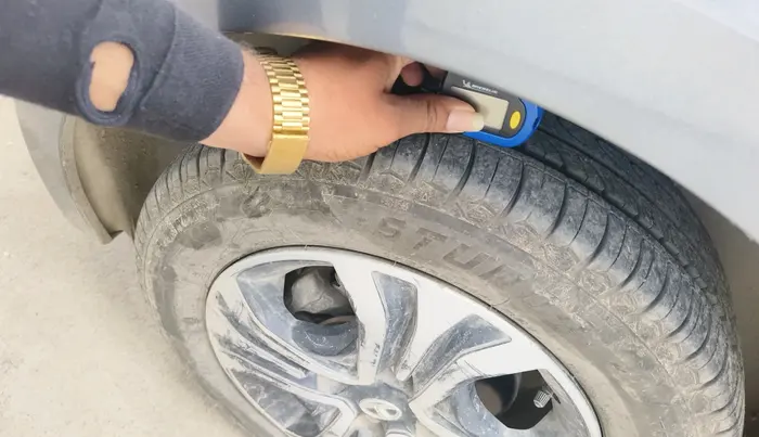 2019 Tata Tiago XZA PETROL, Petrol, Automatic, 1,24,133 km, tyre