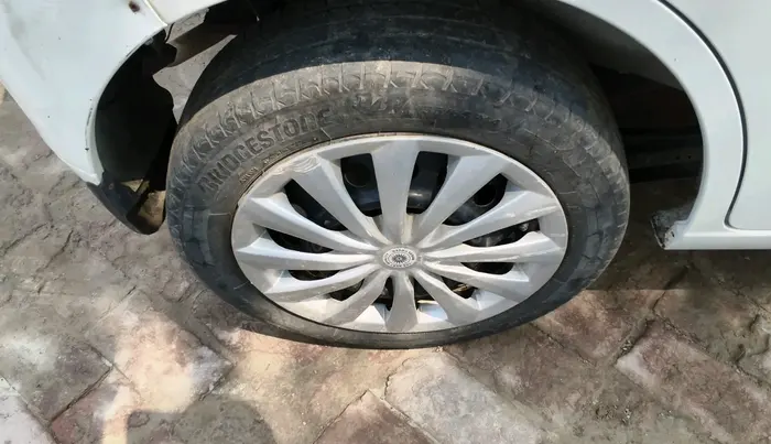 2016 Maruti Wagon R 1.0 VXI, Petrol, Manual, 43,219 km, tyre