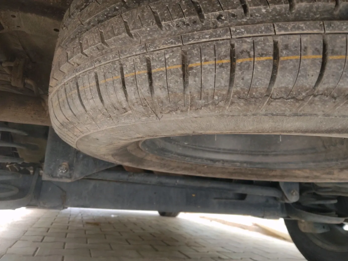 2021 Tata Safari XZ, Diesel, Manual, 64,094 km, tyre