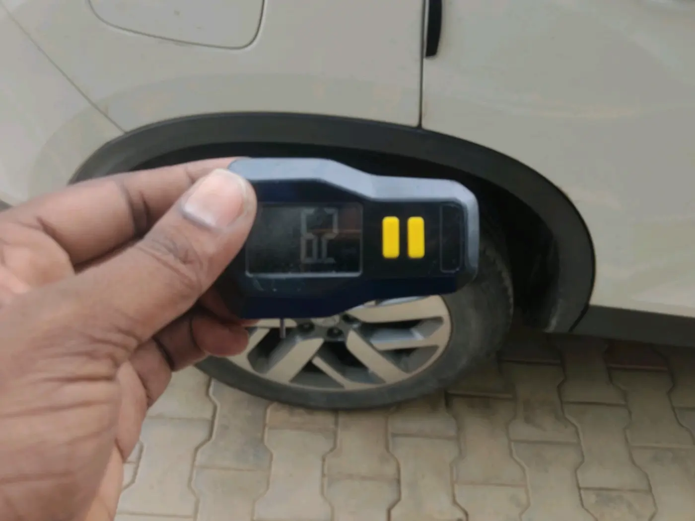 2021 Tata Safari XZ, Diesel, Manual, 64,094 km, tyre