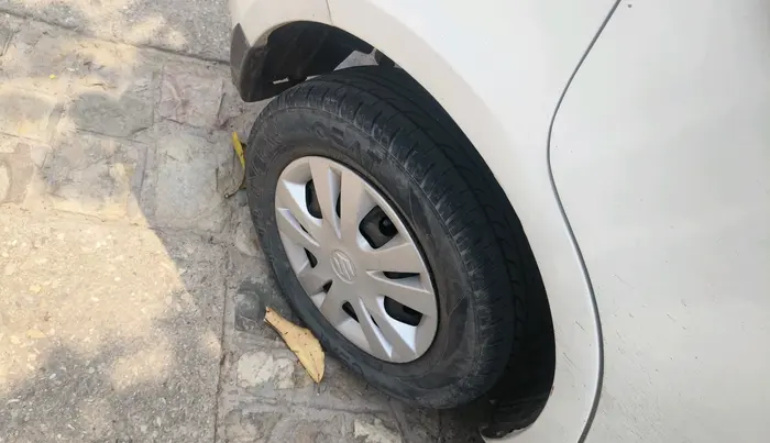 2014 Maruti Swift Dzire VDI, Diesel, Manual, 70,229 km, tyre
